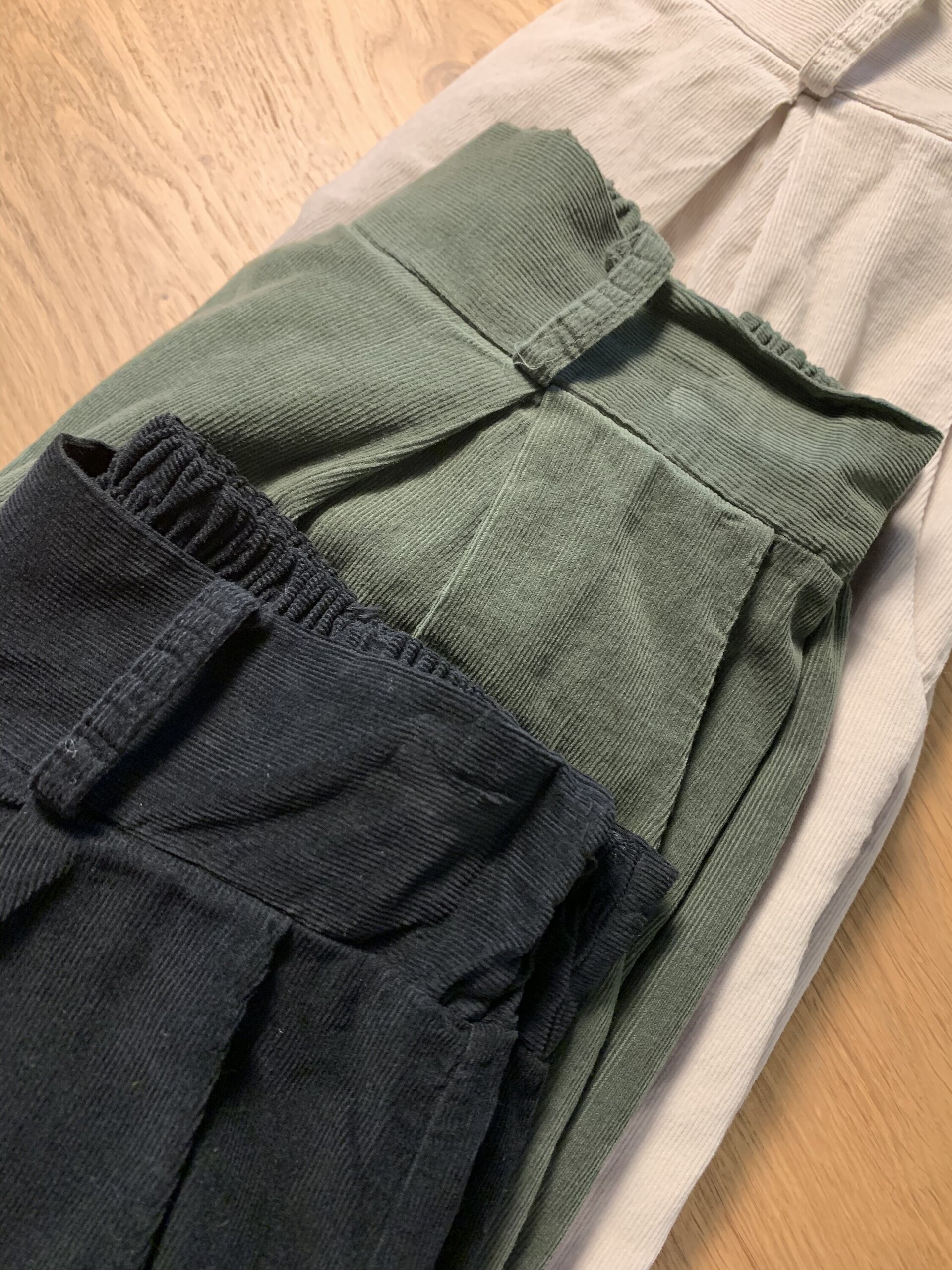 Pantalón Mercedes - 5